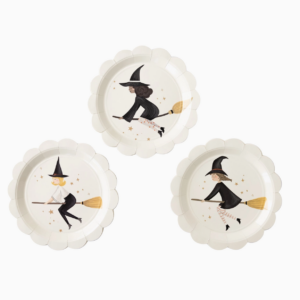 witching house paper plates 8pk